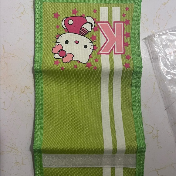 RARE FIND: Vintage Y2K Hello Kitty Pink and Green wallet - Picture 4 of 4